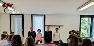 Viadana: studenti in visita al Comando dei Carabinieri