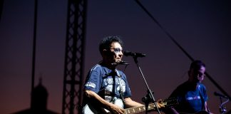 Gran finale per Festiwall 2023: Bennato emoziona il pubblico di Sabbioneta