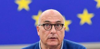 Qatargate, revocato mandato di arresto europeo per Cozzolino