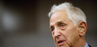 Morto Daniel Ellsberg, talpa del Pentagon Papers: aveva 92 anni