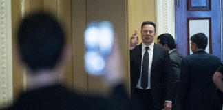 Elon Musk a Palazzo Chigi, un’ora di incontro con Tajani