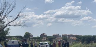 Poliziotta uccisa a Roma, testimone: “Tre colpi e poi un’auto via a tutto gas”