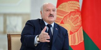 Russia, Lukashenko: “Se Mosca crolla moriremo tutti”