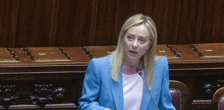 Mes, Meloni: “Polemiche non utili all’Italia, difendere interesse nazionale”