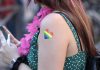 Roma Pride, Regione Lazio revoca patrocinio: “Promuove utero in affitto”