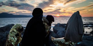 Migranti, affonda barcone al largo Pylos in Grecia: almeno 17 morti