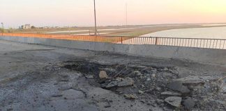 Ucraina, Russia accusa Kiev: “Colpito ponte che collega Kherson alla Crimea”