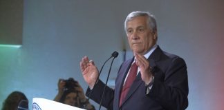 Ue, Tajani “Non si può governare con Le Pen o Afd”
