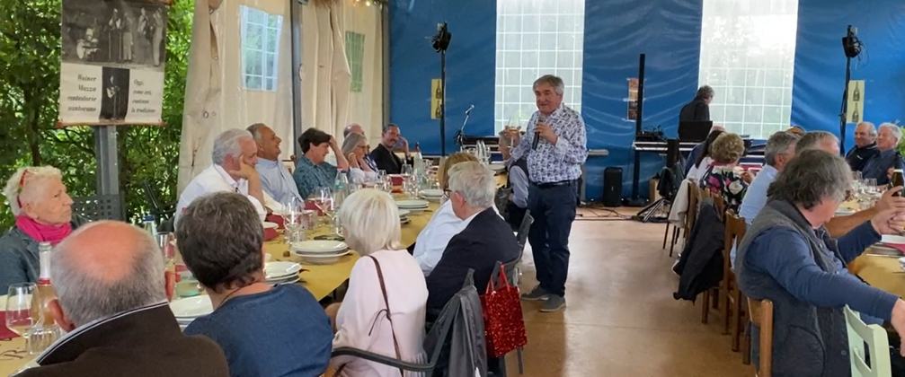 Musica, poesia e buona cucina: così Wainer Mazza festeggia i 48 anni di attività