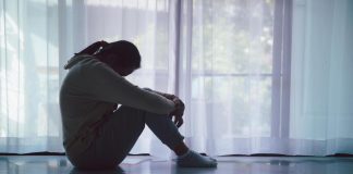 Long Covid, effetto nebbia cognitiva: come invecchiare di 10 anni