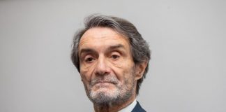 Covid, Fontana: “Un pensiero a chi ci ha lasciato e a tutto il personale sanitario”