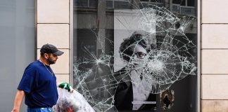 Francia, si attenuano proteste dopo appello nonna di Nahel
