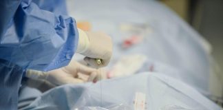 Torino, asportato enorme cancro timico grazie a robot: salva una ragazza