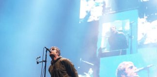 Liam Gallagher in concerto a Milano: “Ci sono tifosi dell’Inter?” – Video