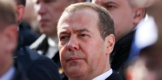Ucraina, Medvedev: “Combattere terroristi con metodi disumani”