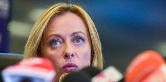 Migranti, Meloni: “Italia ponte tra Africa e Ue”