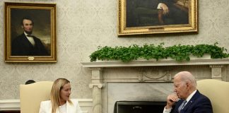 Meloni da Biden: “Con Usa rapporto forte. Su Cina nessuna pressione, andrò”