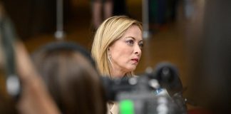 Meloni in missione a Varsavia: sul tavolo migranti ed elezioni Ue