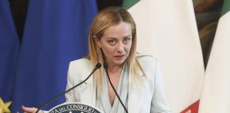 Giorgia Meloni: “Patrick Zaki domani in Italia, ringrazio al Sisi per gesto importante”