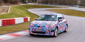 Auto, nuova famiglia Mini compie salto in avanti con innovazioni tecnologiche