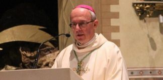 Funerale fratellini Foggia, appello dell’arcivescovo: “Nuova casa per la famiglia”