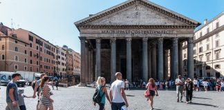 Pantheon, ingresso a pagamento da oggi: biglietti a 5 euro