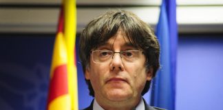 Spagna, chiesto l’arresto per Puigdemont. Lui: “Finora ero decisivo per il governo”