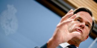 Olanda, governo Rutte cade sui migranti