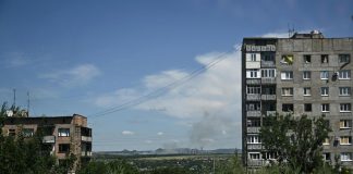 Ucraina, allerta aerea al Sud. Russia attacca, continua controffensiva Kiev
