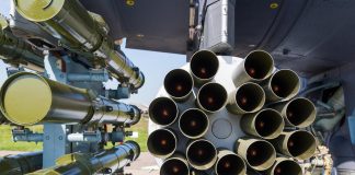Ucraina, Russia avverte: “Anche noi pronti a usare bombe a grappolo”