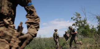 Ucraina, Pentagono conferma: “Bombe a grappolo consegnate a Kiev”