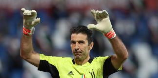 Buffon si ritira, il saluto della Juve: “Oggi finisce un’era”