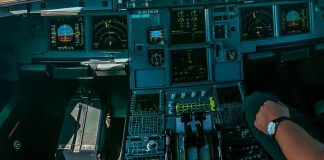 Pilota d’aereo di linea muore in volo: atterraggio d’emergenza a Panama