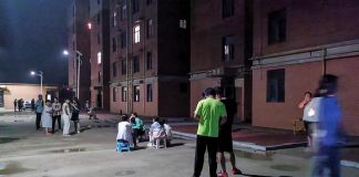 Terremoto nella notte in Cina: centinaia di edifici crollati, decine i feriti