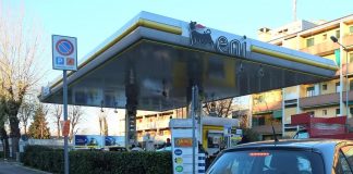 Carburanti, controlli Gdf su trasparenza prezzi: riscontrate 240 irregolarità