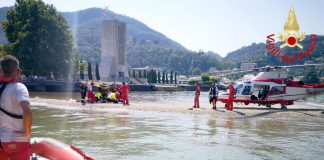 Nuova tragedia sul lago di Como, morto il ragazzo che si era tuffato a Tempio Voltiano