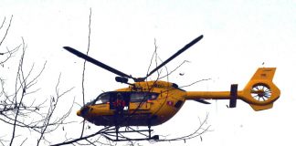 Si ribalta col furgone in mezzo alla campagna: 45enne al Poma in elisoccorso