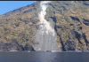 Frana a Stromboli, paura per un gommone