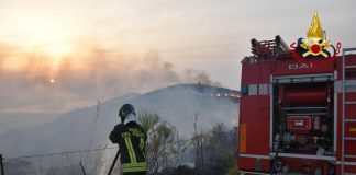 Incendi Sardegna, centinaia di ettari a fuoco. In arrivo stretta su piromani