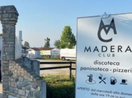 Castel Goffredo, insulti e cori contro i carabinieri durante controlli in discoteca: denunciato 19enne