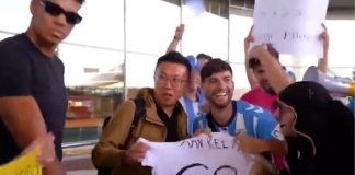 Calciomercato, club non compra nessuno: i turisti accolti come campioni – Video