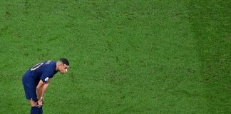 Mbappé, no al rinnovo con il Psg. Allenamento con gli esuberi