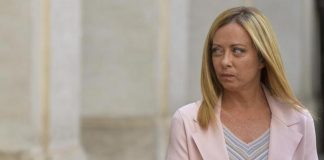 Albania, italiani non pagano conto. Meloni fa saldare l’Ambasciata