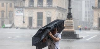 Maltempo domani, allerta meteo rossa in Lombardia