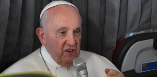 Papa Francesco: “Nel Nord Africa ci sono lager, criminale sfruttamento dei migranti”