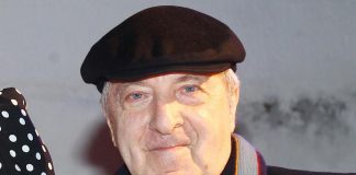 Auguri a Roberto De Simone, l’autore della ‘gatta Cenerentola’ compie 90 anni
