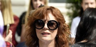 Ucraina, Susan Sarandon: “Nato fuori controllo, si inizi a lavorare a soluzione diplomatica”