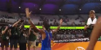 Tamberi, dopo oro in finale salto in alto ecco il tuffo