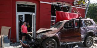 Ucraina, Zelensky promette: “Risposta dura ad attacco Chernihiv”