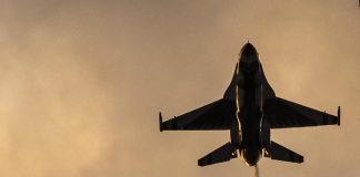 Ucraina, Kiev: “Già iniziato addestramento piloti F-16”